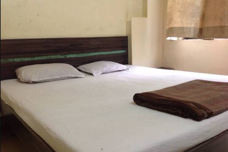 Hotel Shri Gurukrupa, Ratlam 1
